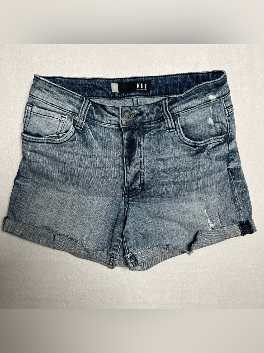 KUT From The Kloth Madeline Boyfriend Shorts Size 2 Distressed Cuffed Denim